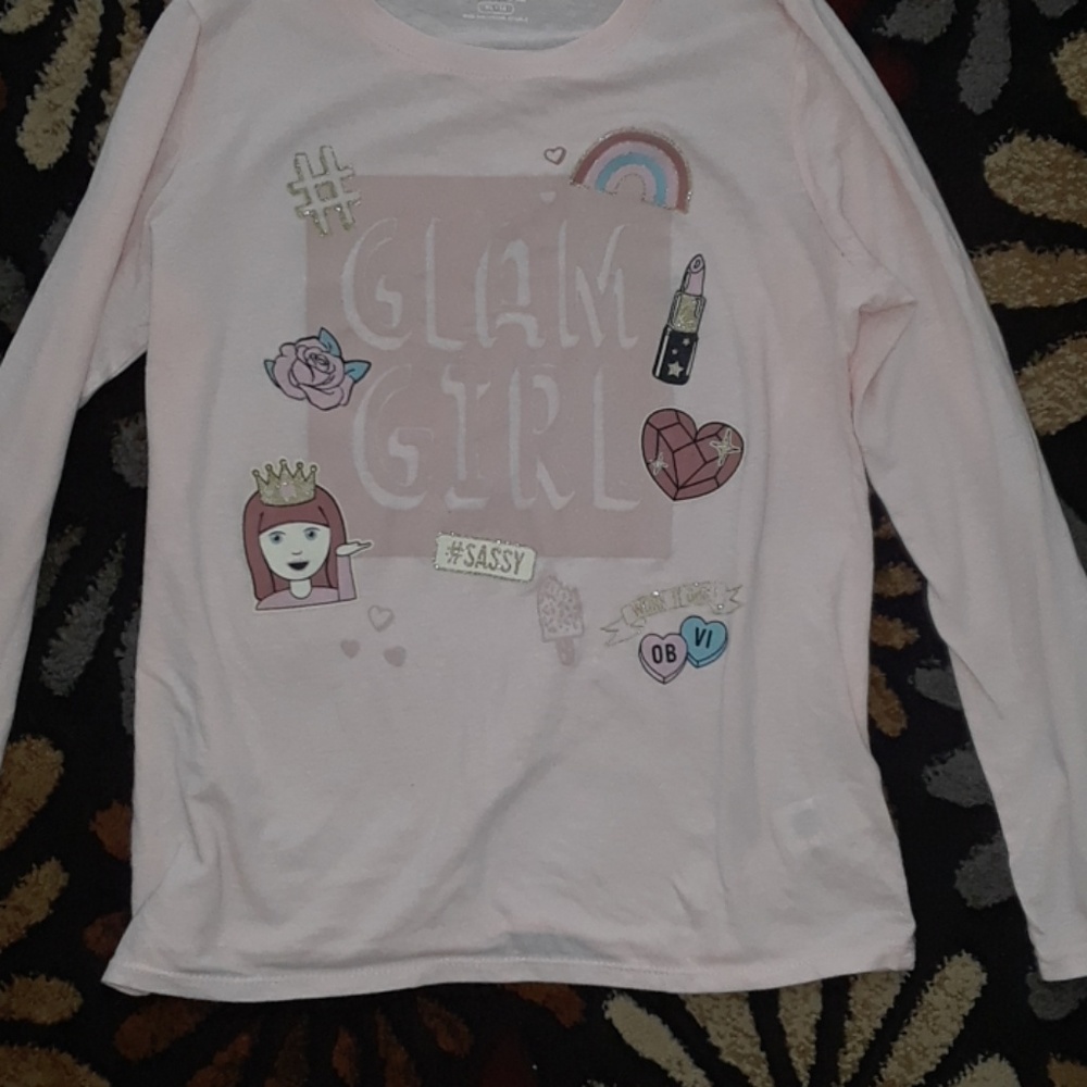 A  T shirt
